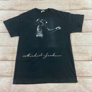 Michael jackson Graphic T-Shirt - Delta Tag - medium